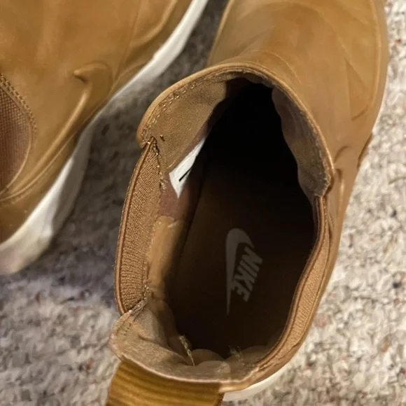 Nike Air Max Thea Ale Brown Leather Women's Boots  Size 7 - Picture 6 of 7